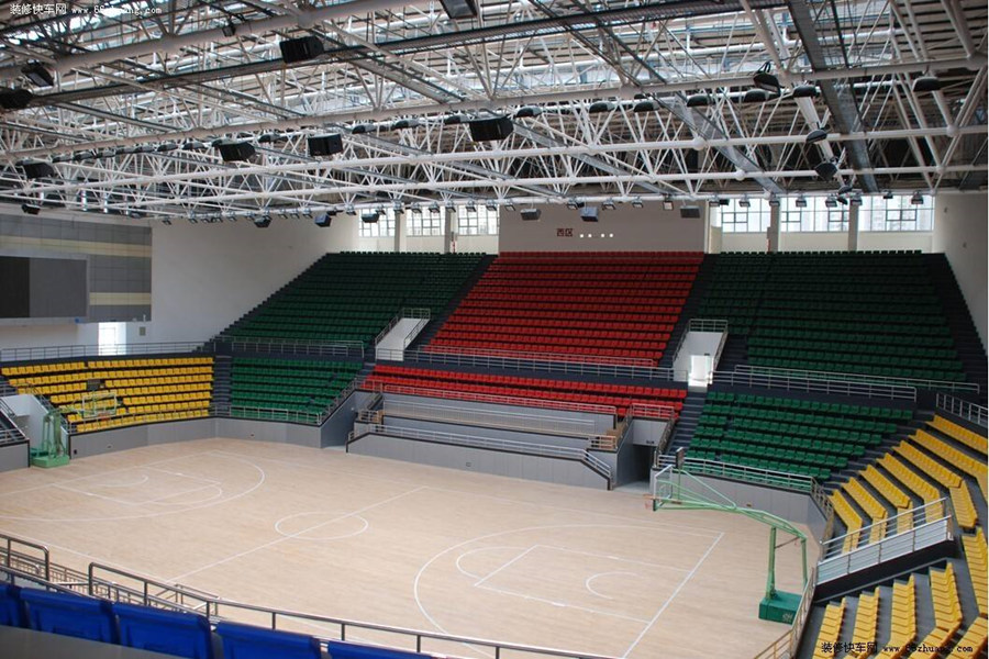 桂平羽毛球场网架工程